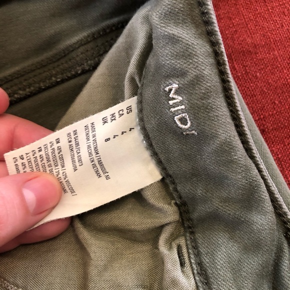 American eagle olive green midi shorts sz.4 - Picture 3 of 4